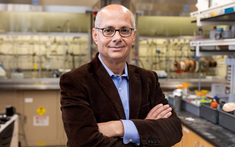 UAlbany and HVCC Alumn Wins Nobel Prize In Chemistry